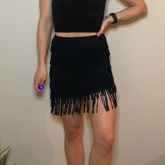 fringe body con skirt - Picture 2 of 4